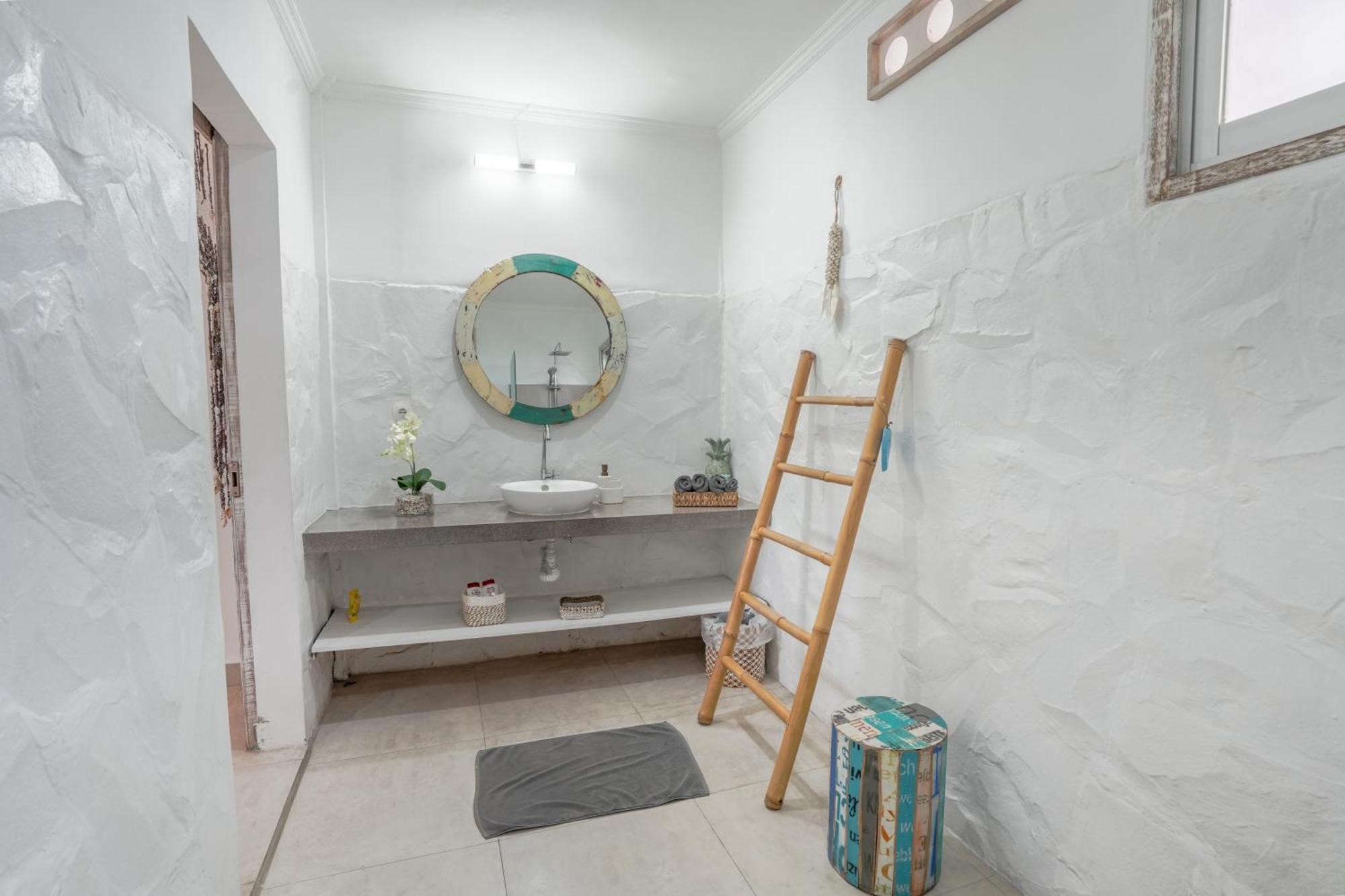 Villa Piece Of Peace Private 3Br With Large Pool And Garden تْشانغو المظهر الخارجي الصورة